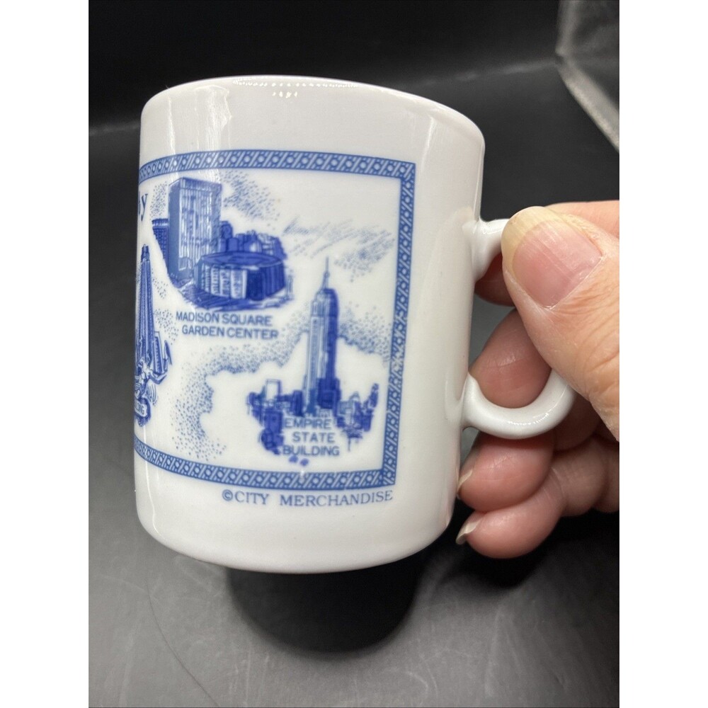 City Merchandise New York NYC Souvenir Coffee Mug World Trade Center Manhattan